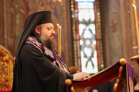 „Uciderea conștiinței”: Omul stăpânit de păcate își pierde luciditatea, a semnalat PS Paisie la prima denie din post