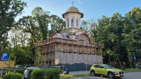 Biserica Institutului Oncologic București, la stadiul de instalații, finisaje și amenajări: Mai este nevoie de sprijin