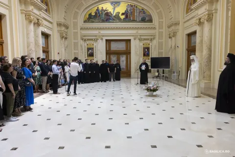 Sărbătoarea Centrului de Presă Basilica al Patriarhiei Române, misiune de binevestire a iubirii Preasfintei Treimi în lume