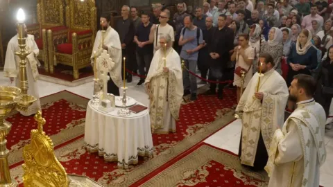 Mihai Eminescu, pomenit la Catedrala Patriarhală: A fost și rămâne simbolul sufletului românesc