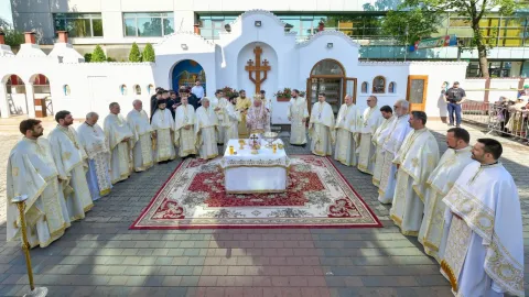 PS Varlaam Ploieșteanul a sfințit biserica parohiei bucureștene Parc Ghencea