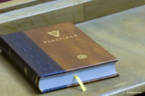 Psaltirea bilingvă editată de Mănăstirea Vatoped a fost prezentată la Palatul Patriarhiei