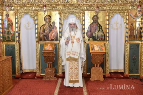 Patriarhul Daniel: Vindecarea unui om bolnav, de alt neam și religie, prevestește propovăduirea Evangheliei la toată lumea