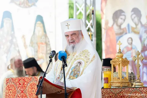 Patriarhul Daniel: Deși Sfântul Proroc Ilie Tesviteanul nu a scris nicio carte, este numit de Biserică temeiul prorocilor