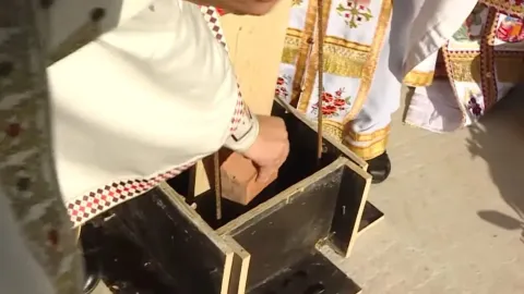 Piatra de temelie pentru paraclisul Parohiei Mărcuța a fost sfințită: Un moment important pentru comunitate