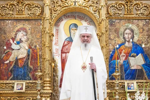 Patriarhul Daniel transmite condoleanțe la înmormântarea tatălui Episcopului Veniamin: Slujitor vrednic, harnic și rugător