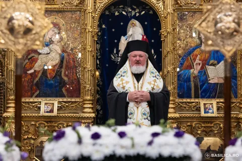 PS Varlaam Ploieșteanul: Trupul Maicii Domnului nu a suferit stricăciunea – Hristos e Lumina, Maica Domnului sfeșnicul