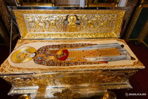 Unde vor rămâne moaștele Sf. Dumitru Stăniloae? Explicația Patriarhului