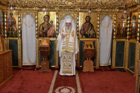 Patriarhul Daniel: Arhanghelii și îngerii sunt slujitorii cerești cei mai apropiați de oameni