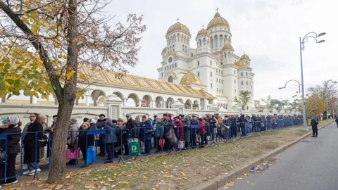 Zile de pelerinaj în Capitală: Peste 260.000 de persoane s-au închinat în Catedrala Națională
