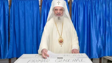 Părintele Patriarh Daniel a votat la alegerile pentru primăria Capitalei