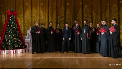 Grupul psaltic Tronos a colindat la Palatul Cotroceni. Psalților li s-au alăturat copii de la două parohii din țară
