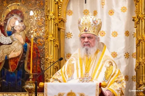 Patriarhul Daniel: Hristos vine în lume ca să o sfințească și să îi învețe pe oameni să mulțumească lui Dumnezeu