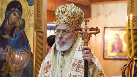 Patriarhul României îl felicită pe Arhiepiscopul Argeșului și Muscelului la aniversarea a 40 de ani de arhierie