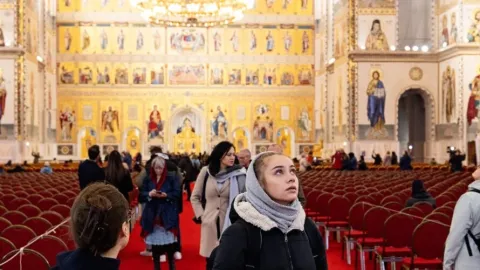 Catedrala Națională, unul dintre cele mai vizitate obiective turistice din Capitală la final de an