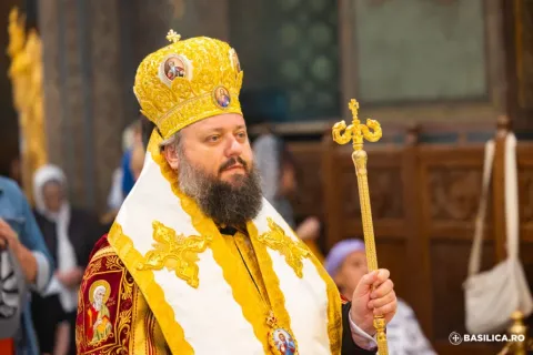 Privirea tatălui se oprește nu asupra păcatului, ci asupra suferinței fiului risipitor, subliniază PS Paisie Sinaitul