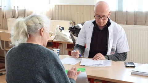 Sănătate pentru sate: Lupta împotriva cancerului de col uterin și a bolilor cronice continuă în județul Prahova
