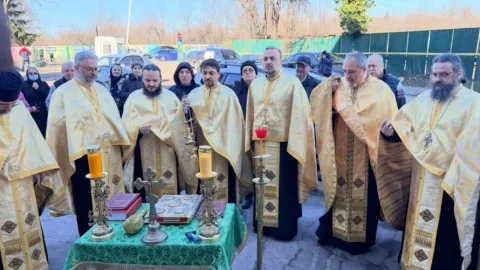La Institutul Național de Medicină Legală din București a fost sfințită o troiță