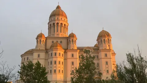 Continuă lucrările la mozaicul Catedralei Naționale și la paraclisul de la demisolul acesteia