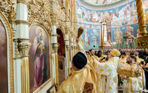 PS Paisie Sinaitul a sfințit Biserica „Sfântul Pantelimon” – Foișorul de Foc: Punct de reper spiritual al Bucureștiului