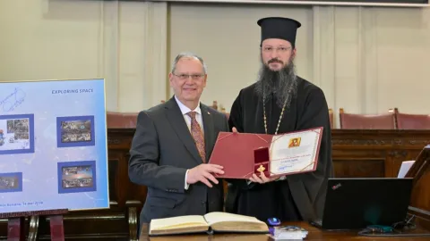 Dumitru-Dorin Prunariu a primit Ordinul Mitropolitan „Sfântul Cuvios Dimitrie cel Nou, Ocrotitorul Bucureștilor”