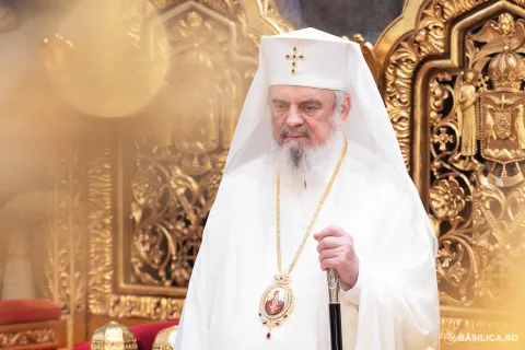Patriarhul Daniel: Apa vie, sau harul divin, este o iubire sfântă, nesfârșită și neschimbătoare