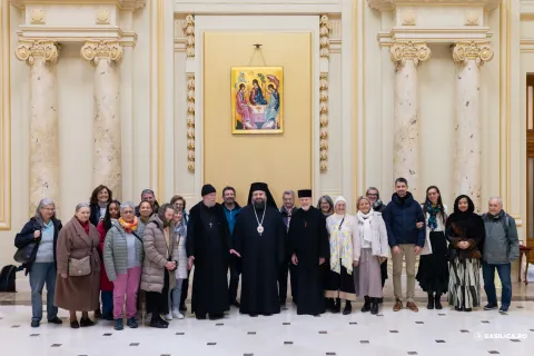 PS Paisie Sinaitul a întâmpinat un grup de pelerini francofoni: Diversitatea culturală devine bogăție în Ortodoxie