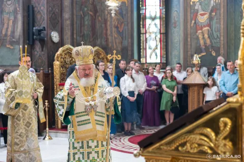 Centrul de Presă Basilica propovăduiește credința în Sfânta Treime și relațiile dintre spiritualitate și cultură, spune PS Varlaam Ploieșteanul