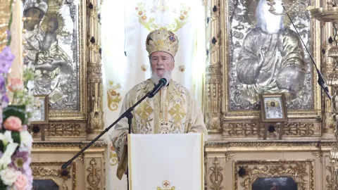 IPS Nifon, la Mănăstirea Pasărea: Biserica ne arată că sfințenia începe în familie