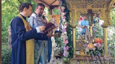O nouă raclă pentru moaștele Sf. Grigorie Dascălul a fost sfințită la Institutul „Marius Nasta” din Capitală