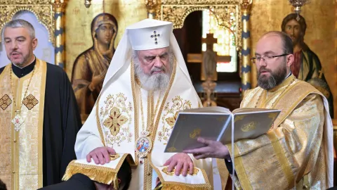 Patriarhul Daniel: Taina iertării păcatelor, cea mai mare binecuvântare pe care Hristos o dăruiește Bisericii după Înviere