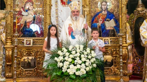 Patriarhul Daniel, la început de an școlar: Copiii și tinerii sunt daruri ale lui Dumnezeu pentru familie, Biserică şi popor