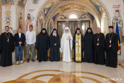 Moaștele Sf. Ana de la Cutlumuș au ajuns în România: Patriarhul Daniel a amintit legăturile mănăstirii cu Țara Românească