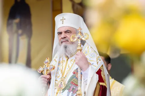 Patriarhul Daniel: Sf. Dimitrie cel Nou și Sf. Elisabeta de la Pasărea ne cheamă la sfințirea vieții