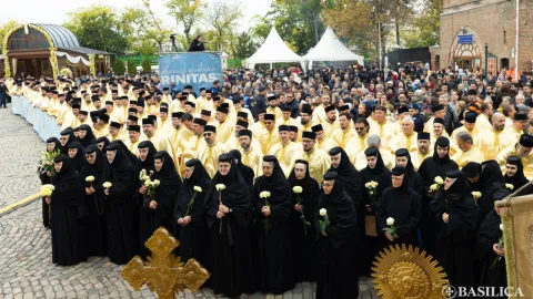 Procesiunea Calea Sfinților: Dumnezeu lucrează în fiecare generație și cheamă neîncetat oamenii la sfințenie