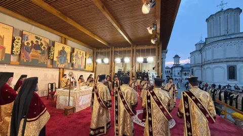 Slujba Privegherii în cinstea Sfântului Cuvios Dimitrie cel Nou, Ocrotitorul Bucureștilor, la Catedrala Patriarhală (VIDEO)
