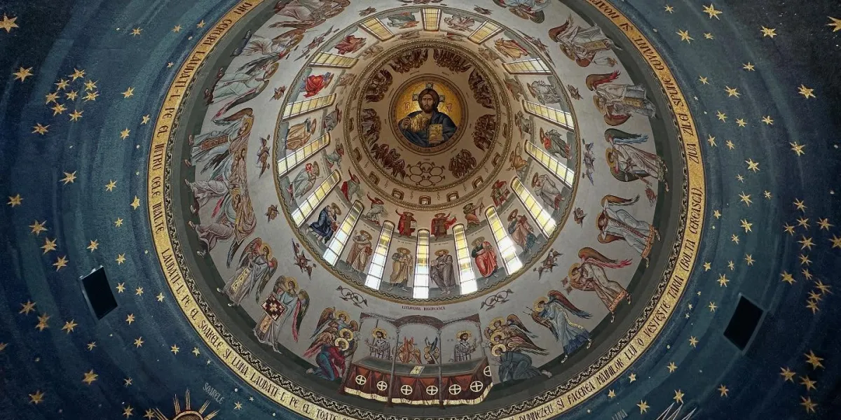 „Facerea mâinilor Lui o vestește tăria”: Reprezentări cosmice la ...