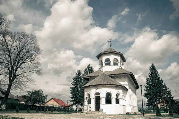 Biserica „Sfânta Treime” - Măgureni a fost restaurată și digitizată