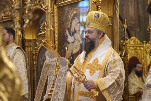 Să nu trecem nepăsători pe lângă suferința altora, a îndemnat PS Paisie Sinaitul la Catedrala Patriarhală