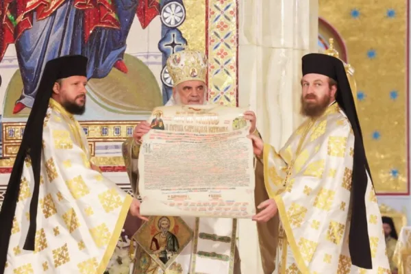 Patriarhul Ecumenic Bartolomeu I și Patriarhul Daniel al Bisericii Ortodoxe Române au sfințit pictura Catedralei Naționale