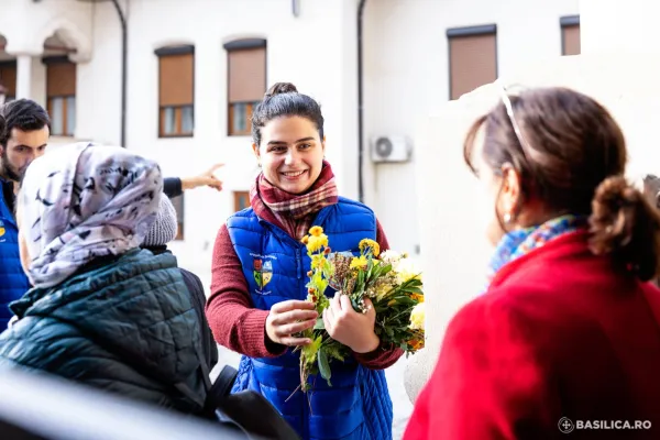 Biserica vine în ajutorul pelerinilor de la Sfântul Dimitrie cel Nou: Zeci de mii de pachete cu mâncare și apă vor fi distribuite