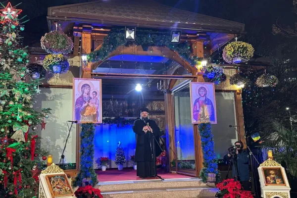 PS Paisie Sinaitul: Colindul este vocea Bisericii care plânge de mila Pruncului, dar se bucură de victoria iubirii Sale