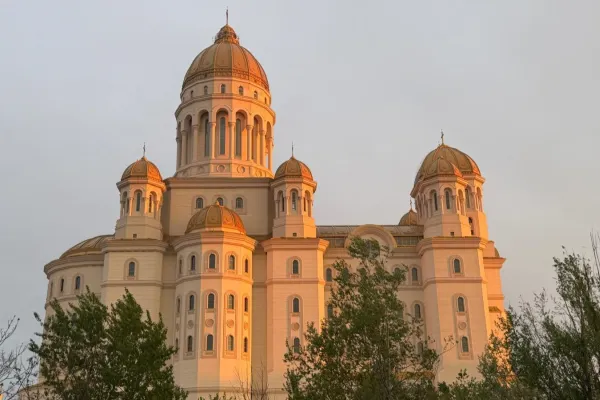 Continuă lucrările la mozaicul Catedralei Naționale și la paraclisul de la demisolul acesteia