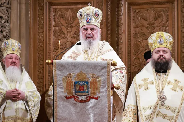 Învierea este darul lui Hristos pentru întreaga umanitate, a subliniat Patriarhul României