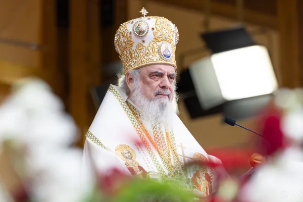 Patriarhul Daniel: Domnul Hristos, înălțat întru slavă la cer, a ajutat Biserica Sa prin Sf. Împărați Constantin și Elena