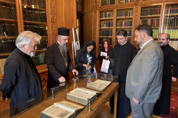 Reprezentanți ai Departamentului de Stat SUA au vizitat Biblioteca Sfântului Sinod