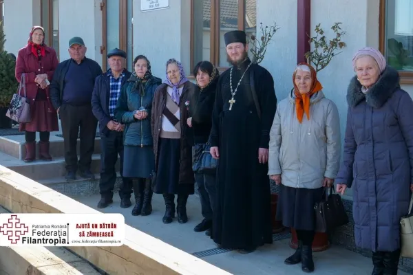 860 de vârstnici din Arhiepiscopia Bucureștilor, sprijiniți de Federația Filantropia