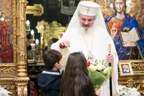 Patriarhul Daniel, de Ziua Internațională a Copilului: Familia creștină este icoană a iubirii Preasfintei Treimi
