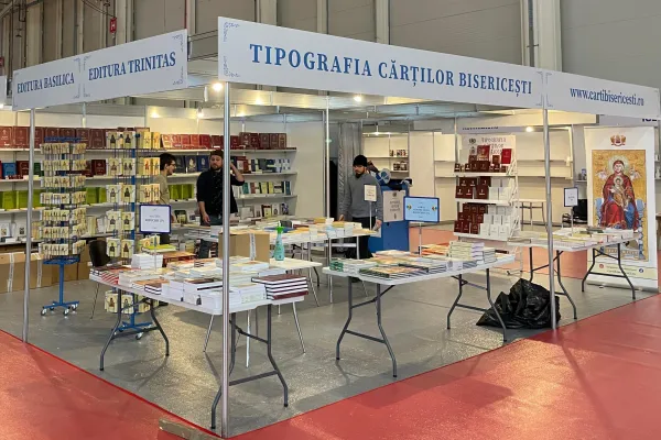 Preoții Biroului de Presă al Patriarhiei Române își vor lansa la Bookfest cele mai recente volume