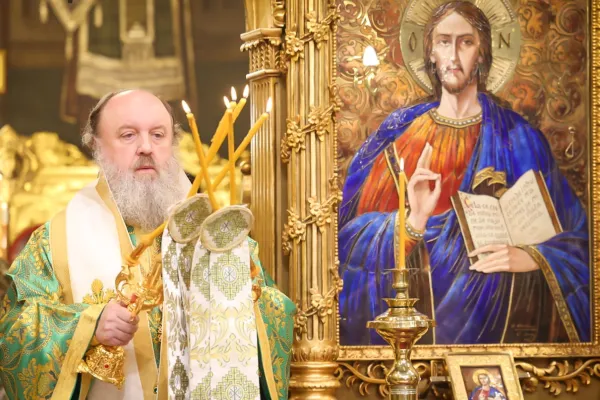 PS Timotei Prahoveanul la Catedrala Patriarhală de Rusalii: Sfântul Duh poate vindeca rănile care par a fi de nevindecat